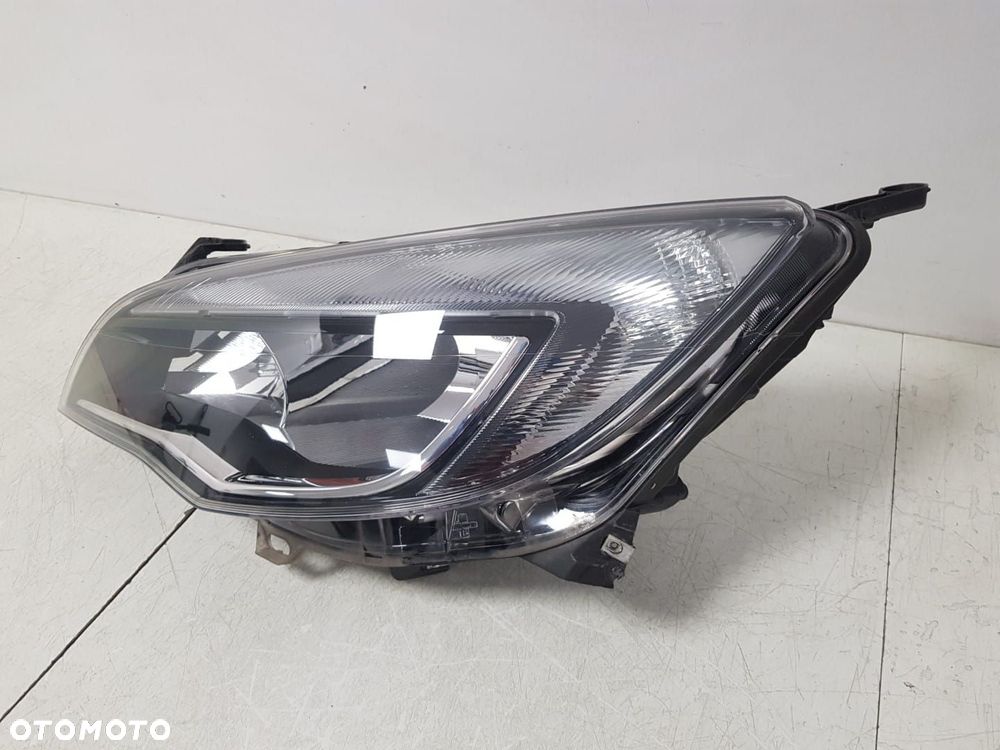 OPEL ASTRA 4 IV 09- LAMPY LAMPA LEWA PRAWA PRZEDNIA PRZÓD ORYGINAŁ EUROPA 1EG010011-68 1EG010011-67 - 10
