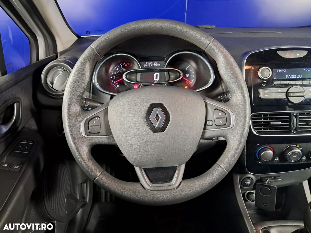 Renault Clio - 13