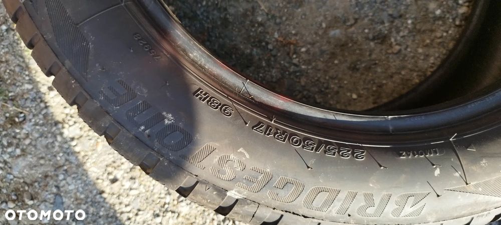 225/50/17 bridgestone blizzak lm001 - 3
