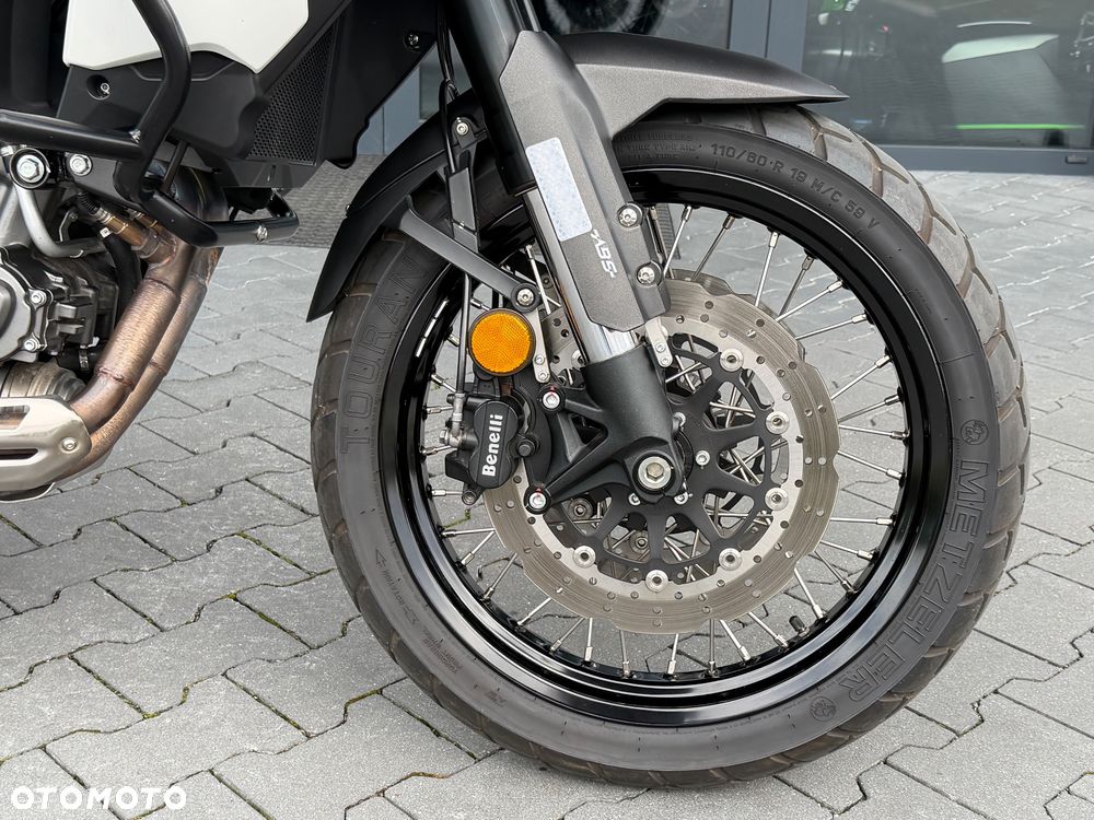 Benelli TRK 502X - 8