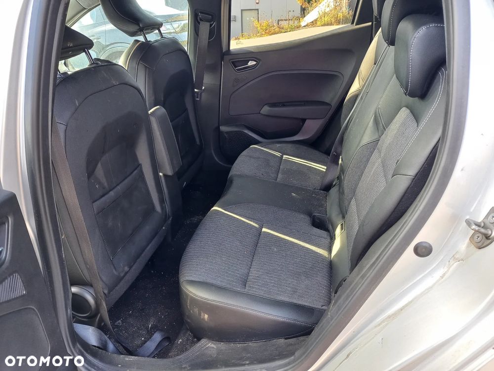 Renault Clio 1.0 TCe Techno - 6