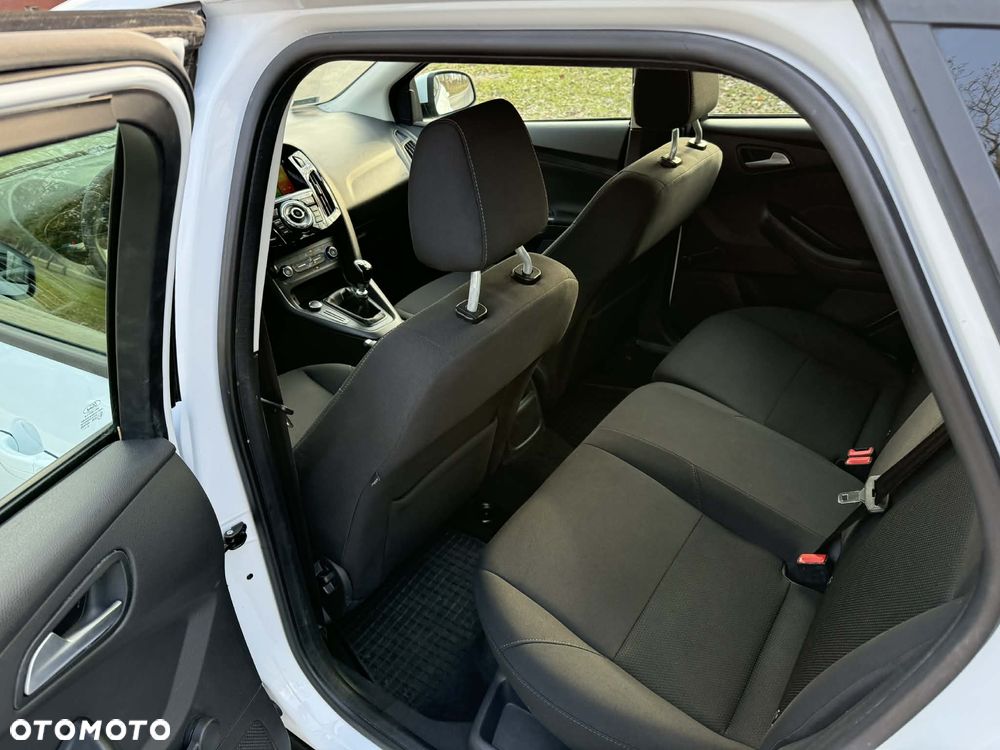 Ford Focus 1.5 TDCi SYNC Edition - 8