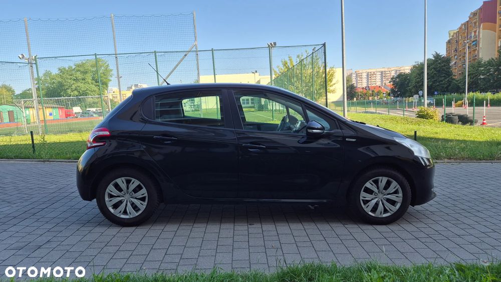 Peugeot 208 1.2 PureTech Style - 5
