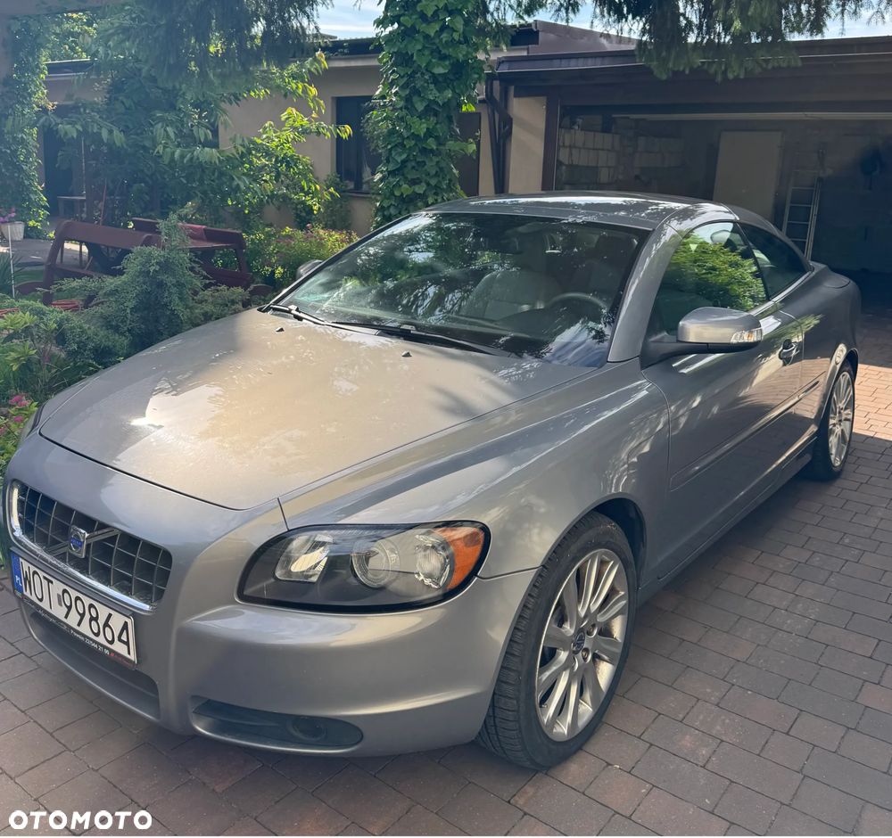 Volvo C70 2.4D5 Summum - 2