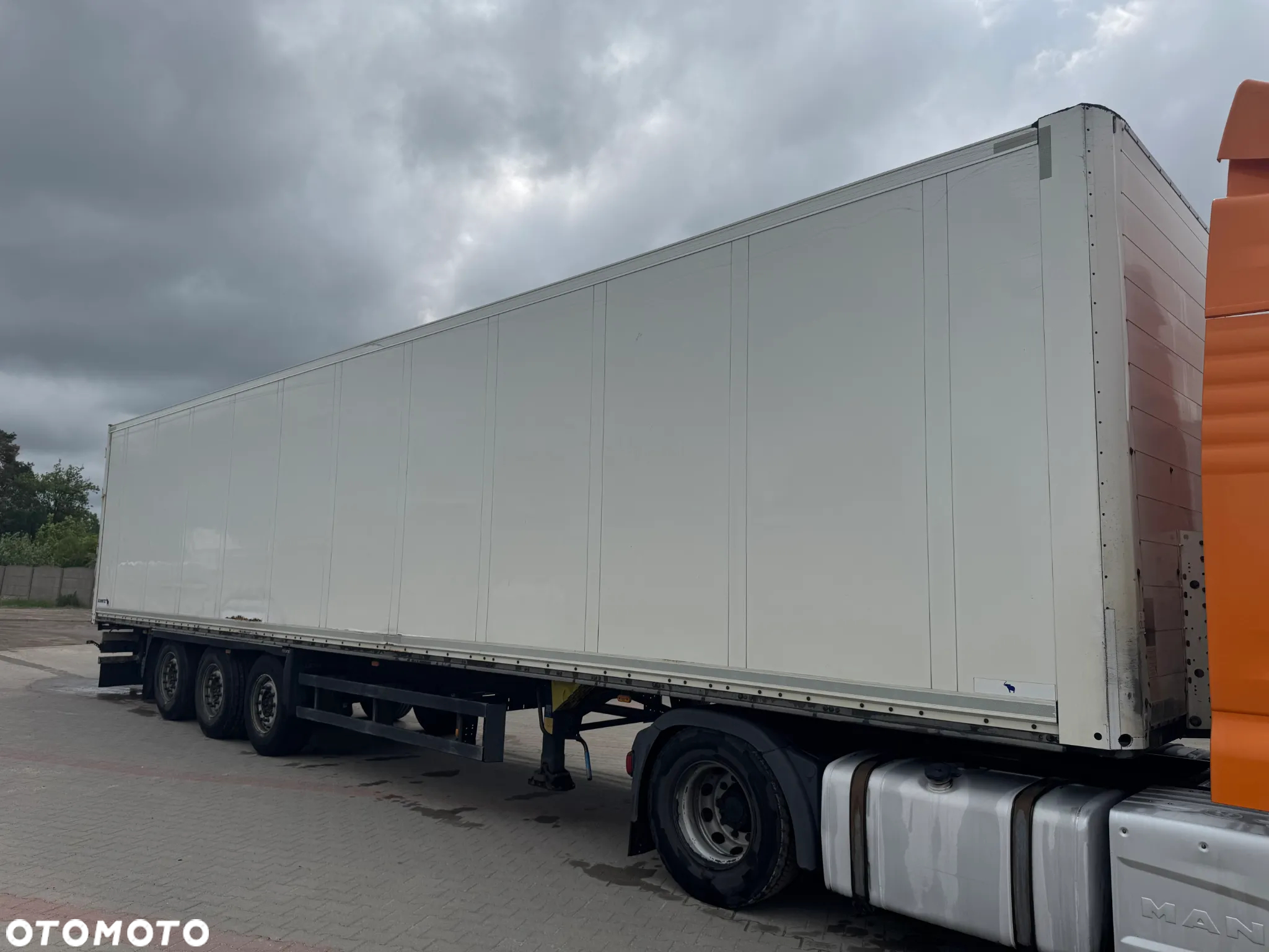 Schmitz Cargobull SKO24 - 5
