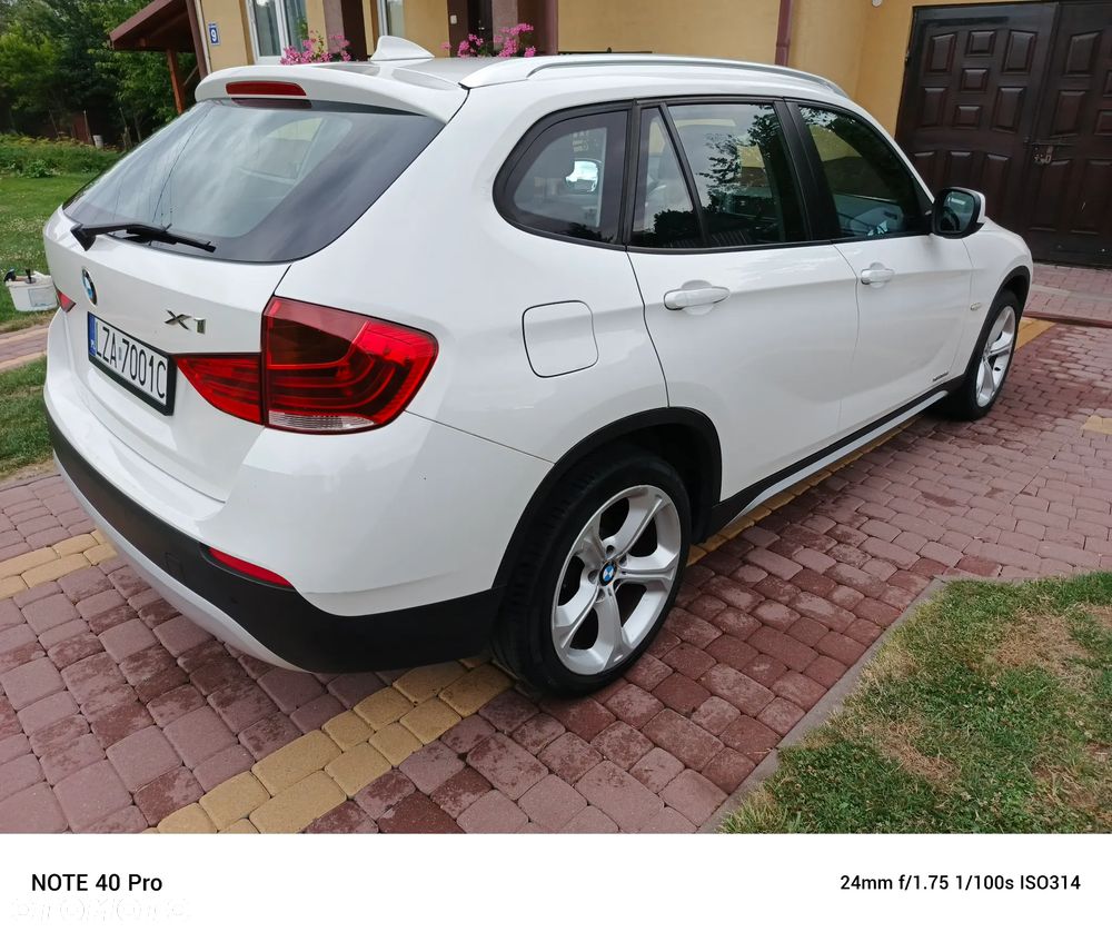 BMW X1 xDrive18d - 16