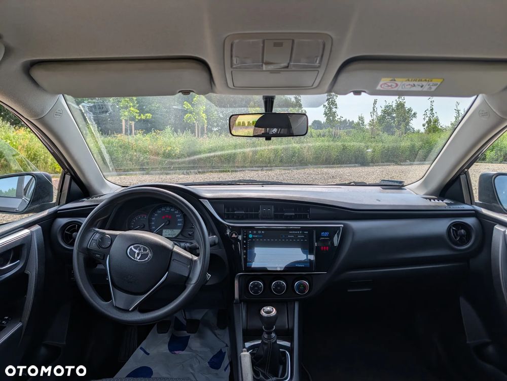 Toyota Corolla 1.6 Premium - 6