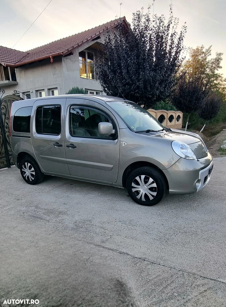 Renault Kangoo dCi 90 FAP Grand - 15