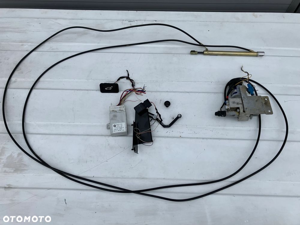 Siłownik hydroklapy klapy elektrycznej BMW E65 zestaw do doposażenia pompa siłownik przycisk przewody moduł 7015009 6921404 8268997