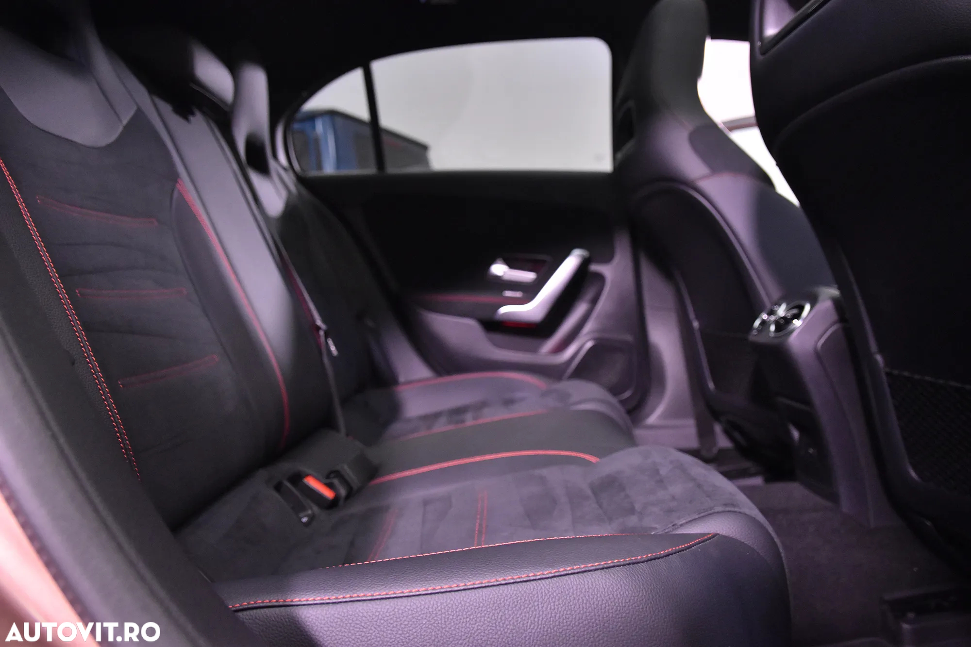 Mercedes-Benz A 250 e 8G-DCT Edition AMG Line - 12