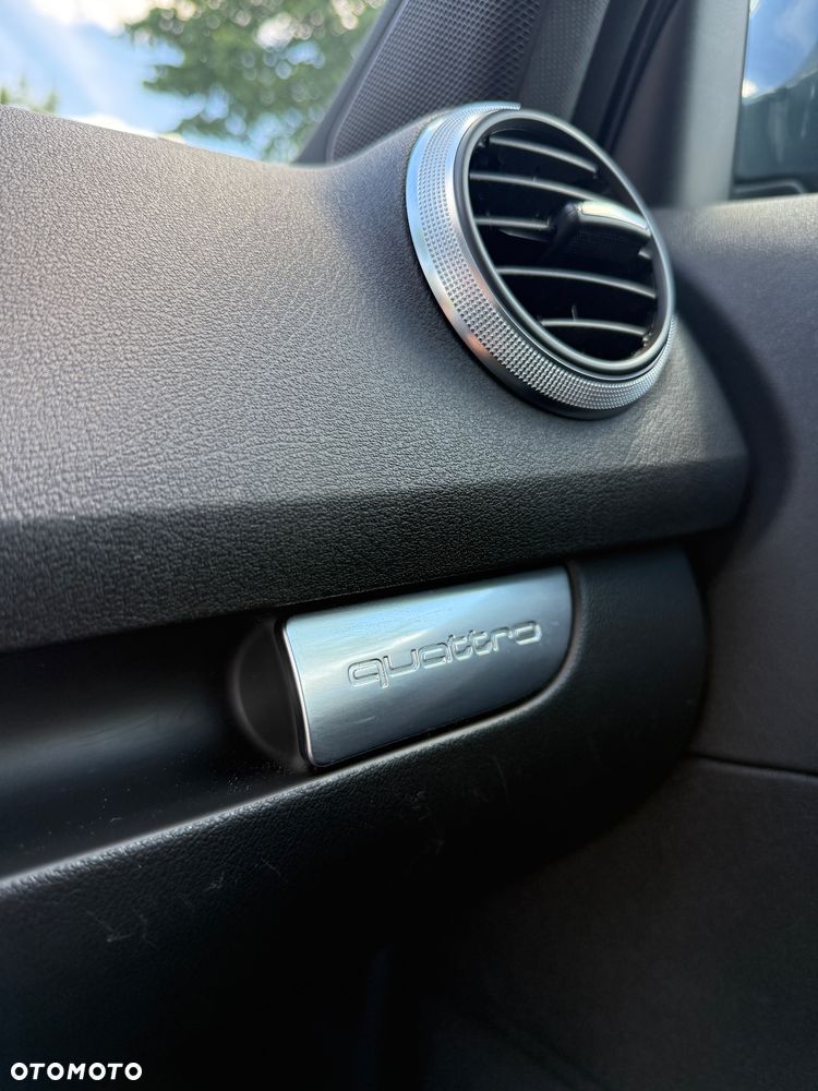 Audi A3 Sportback 2.0 TDI DPF quattro S line Sportpaket plus - 34