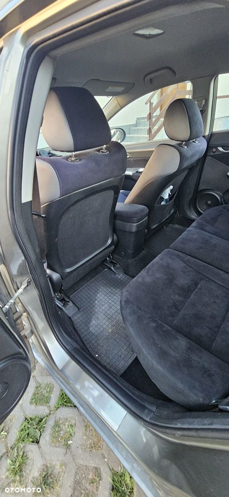 Honda Civic 1.4 Comfort - 11