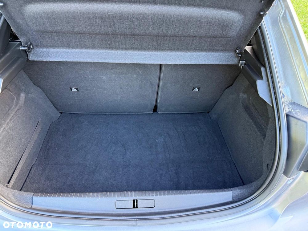 Peugeot 208 PureTech 100 Allure Pack - 10