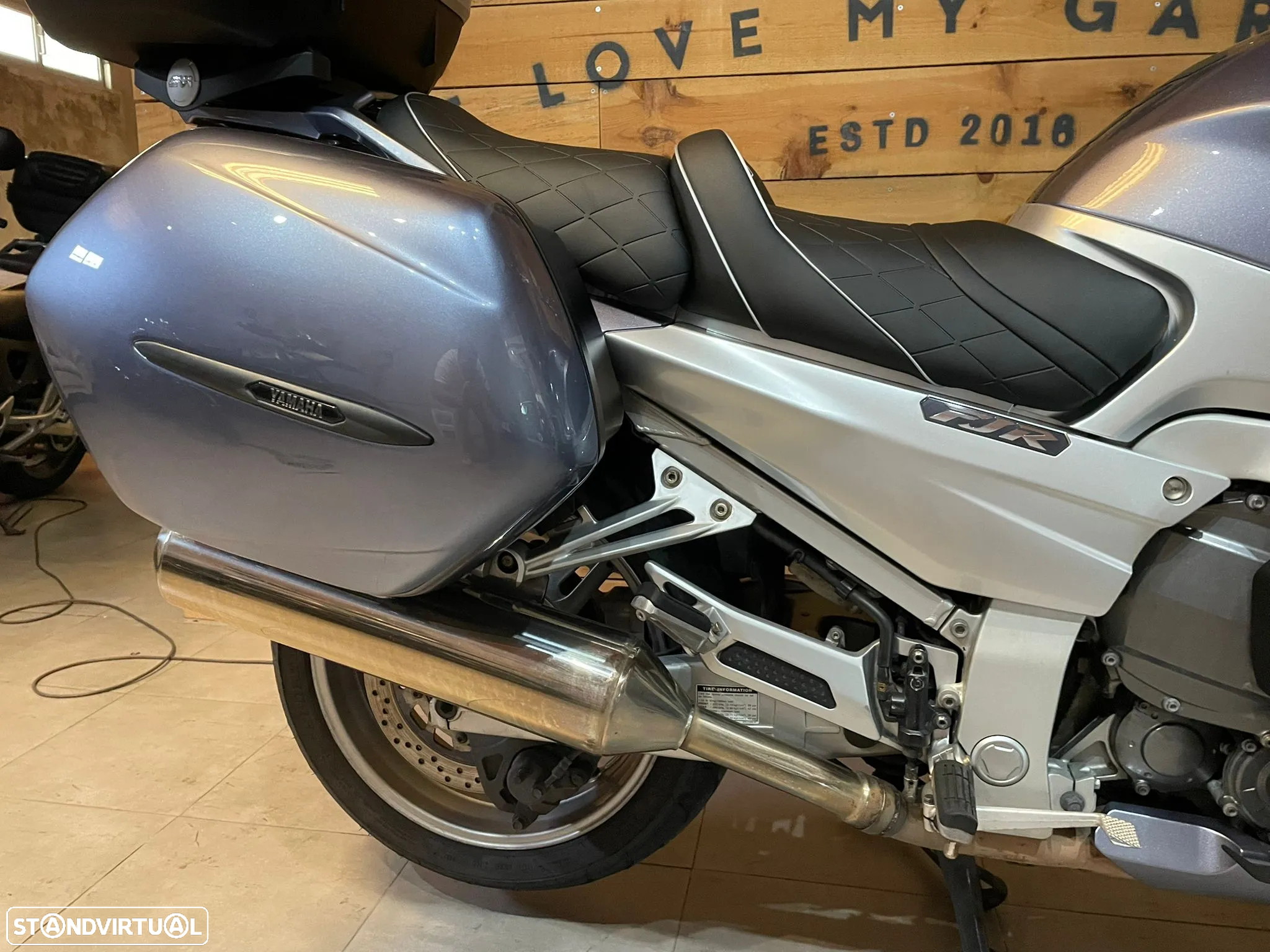 Yamaha FJR - 7