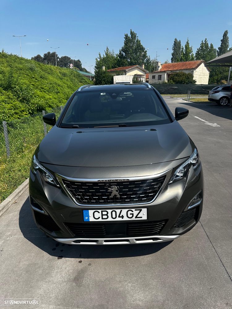 Peugeot 5008 BlueHDI 130 EAT8 GT — fotografia 15