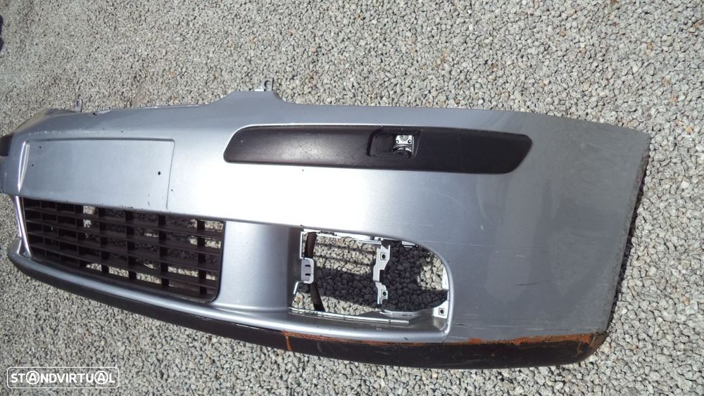 Para-choques VW GOLF 5 com esguichos de farol ano 2005  (ORIGINAL) ver fotos - 5