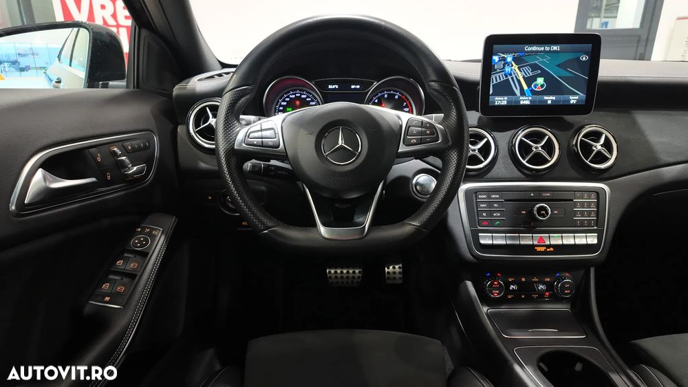 Mercedes-Benz GLA 220 4MATIC 7G-DCT Peak Edition - 16