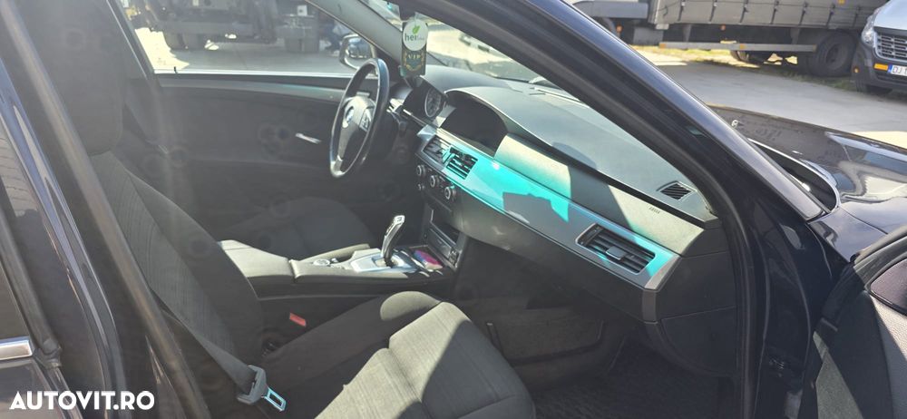 BMW Seria 5 520d Touring Aut. Edition Exclusive - 5