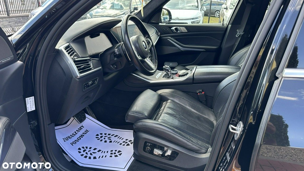 BMW X7 - 16