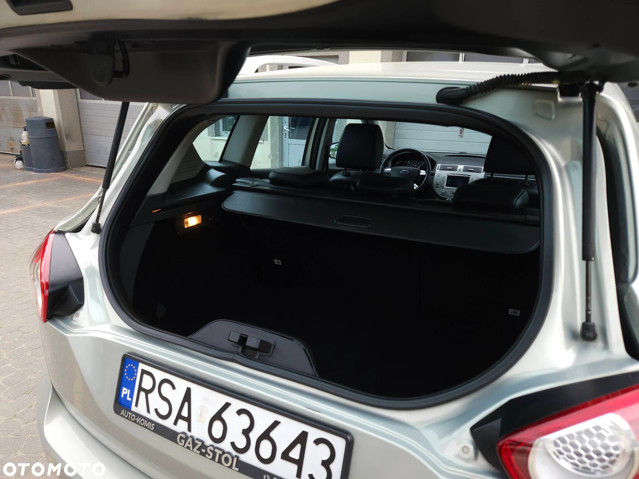 Ford Kuga 2.0 TDCi 4x4 Titanium - 39