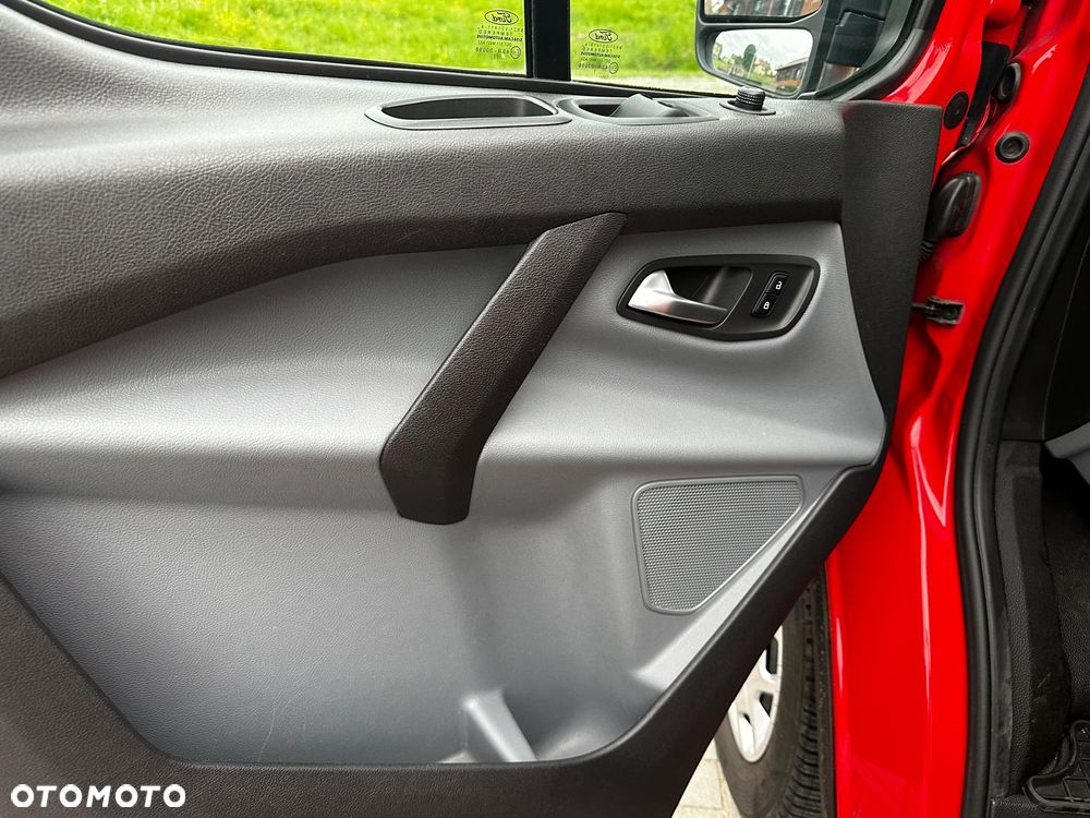 Ford Transit Custom - 13