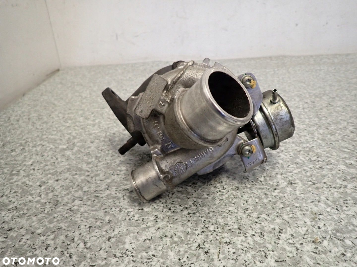 TOYOTA YARIS II COROLLA E12 1.4 D4D TURBINA TURBOSPRĘŻARKA - 2