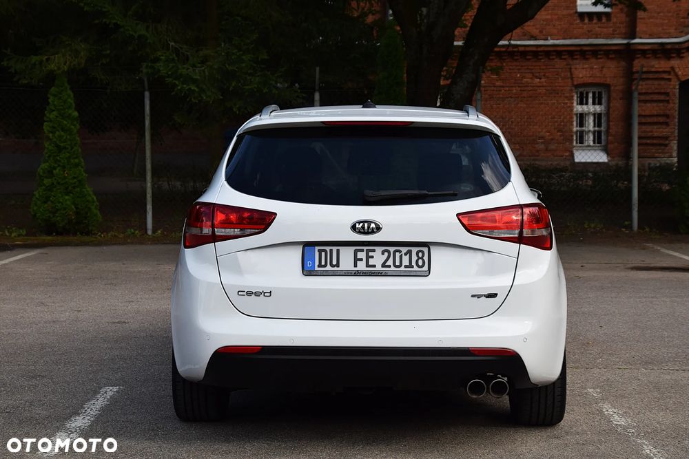 Kia Ceed 1.6 CRDi 136 DCT ISG GT Line - 18