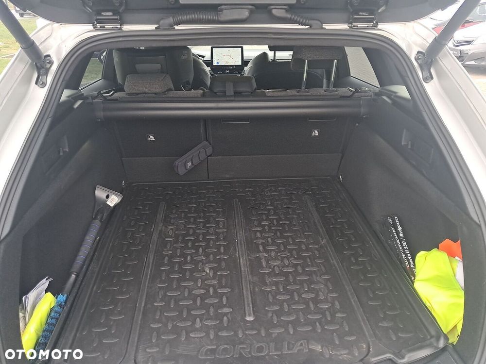 Toyota Corolla 1.8 Hybrid Style - 13