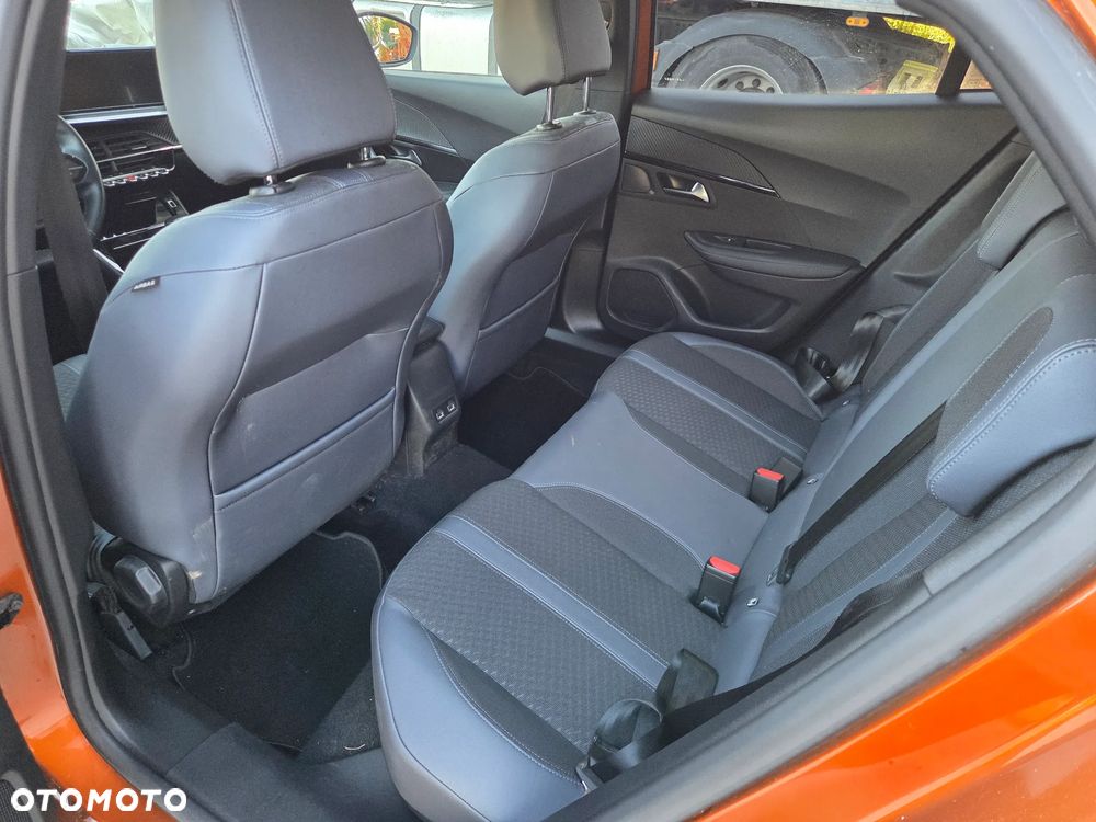 Peugeot 2008 PureTech 130 Allure - 15