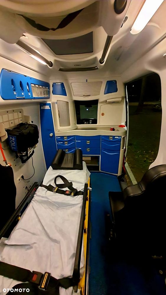 Mercedes-Benz Sprinter - 5