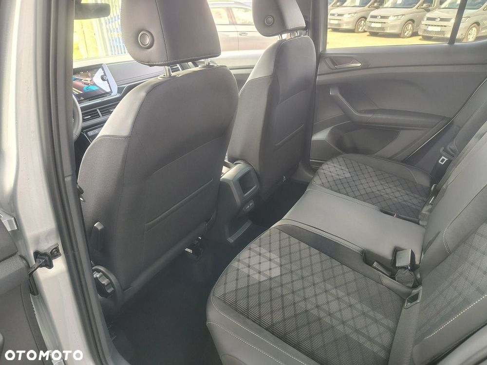 Volkswagen T-Cross - 11