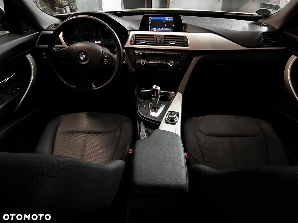 BMW Seria 3 - 17