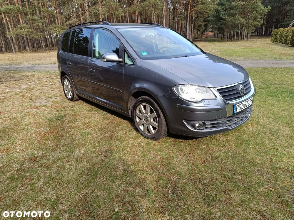 Volkswagen Touran 2.0 TDI Highline - 6