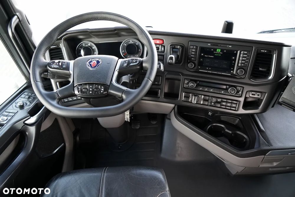 Scania S 500 / RETARDER / KLIMA POSTOJOWA / CAŁA NA PODUSZKACH  / SKÓRY - 29