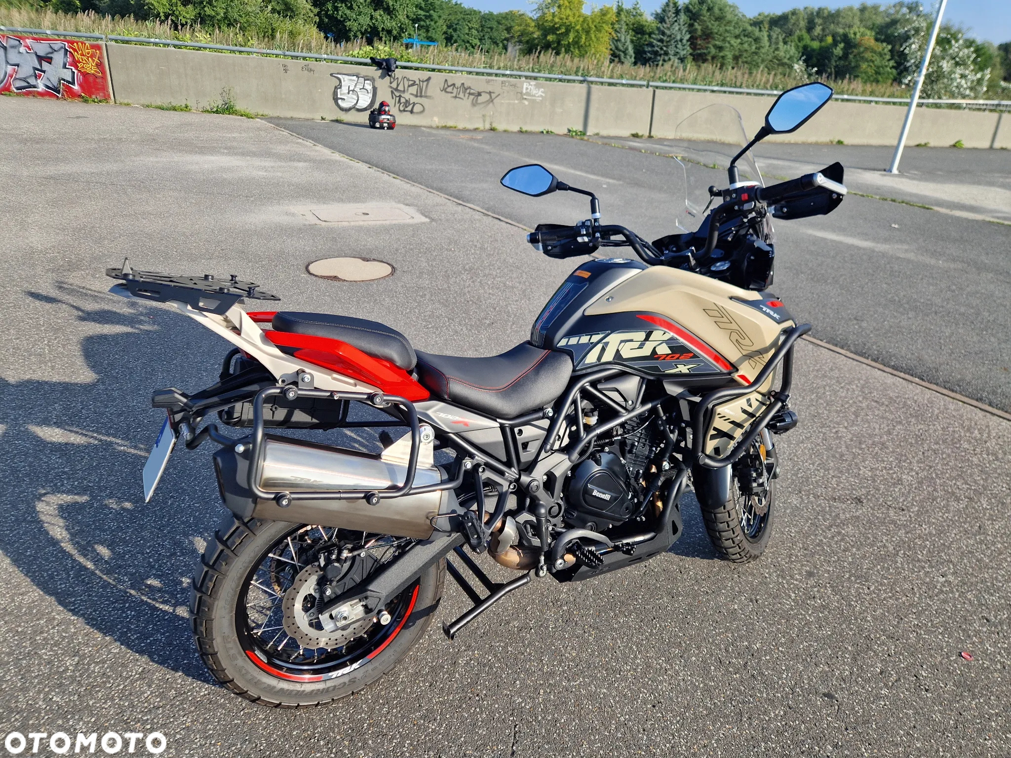 Benelli TRK 702X - 4