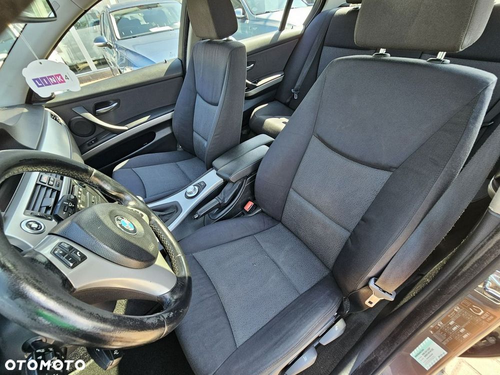 BMW Seria 3 - 31