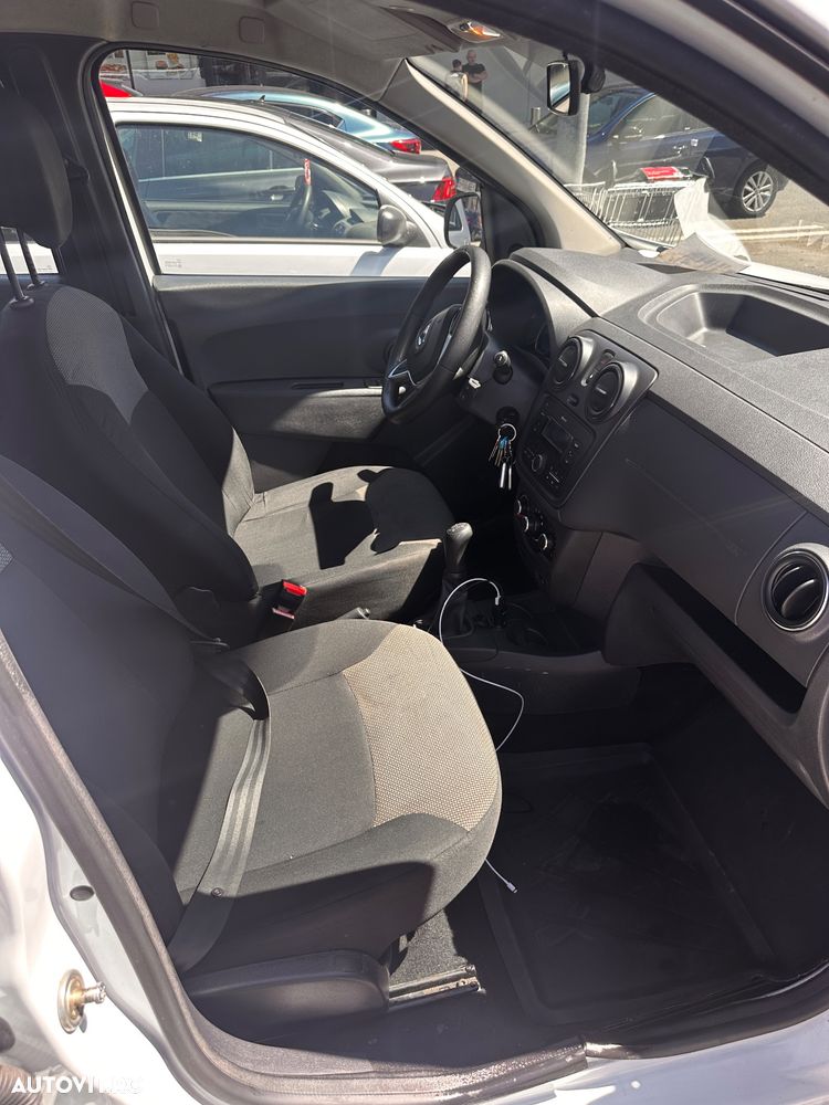 Dacia Lodgy 1.2 TCe 115 CP Laureate - 10