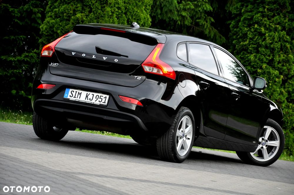 Volvo V40 T2 Geartronic Inscription - 24