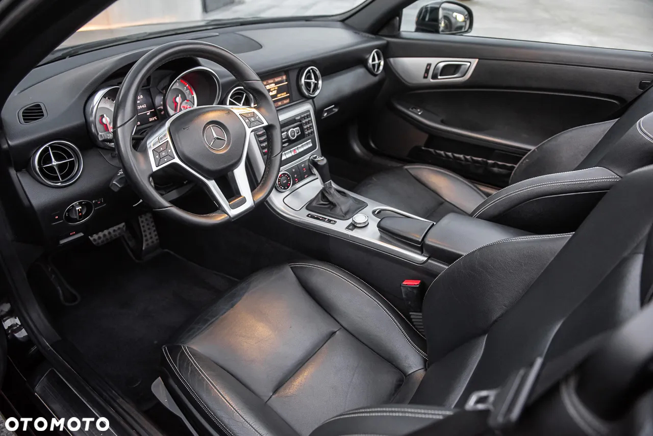 Mercedes-Benz SLK 200 (BlueEFFICIENCY) 7G-TRONIC CarbonLOOK Edition - 15
