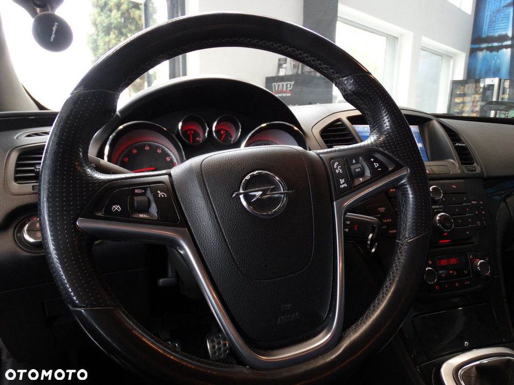 Opel Insignia - 14