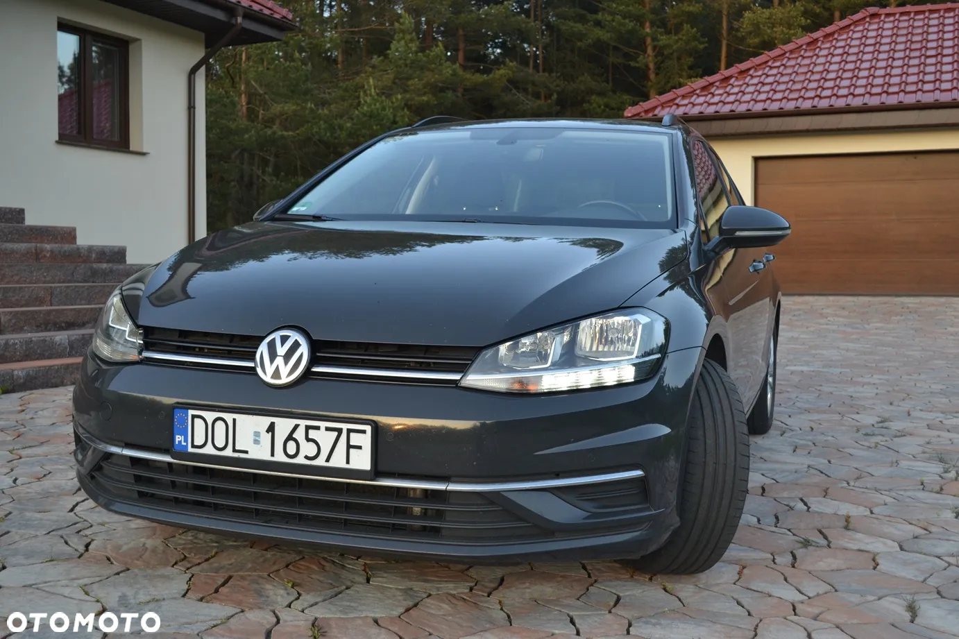 Volkswagen Golf 1.6 TDI SCR Comfortline - 9
