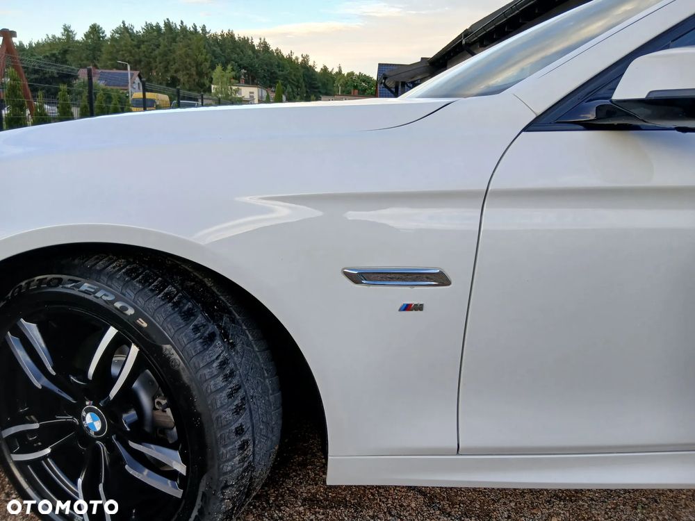 BMW Seria 5 520d xDrive - 9