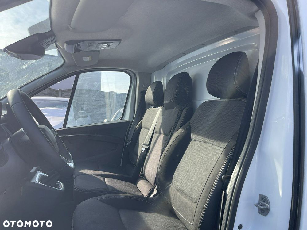 Renault Trafic - 10