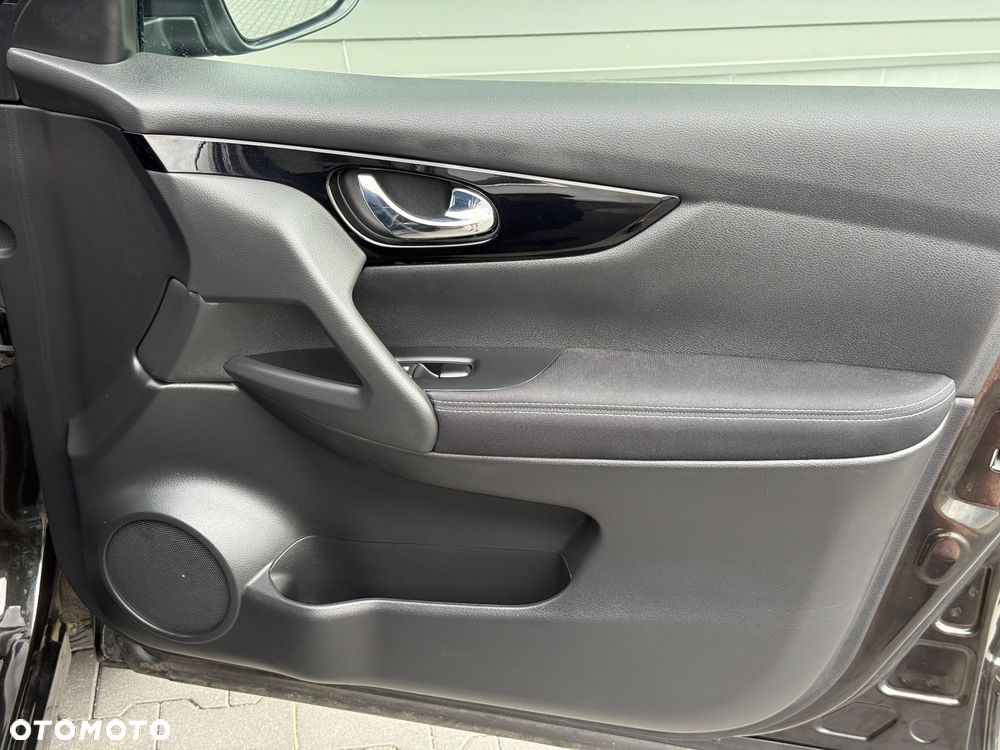 Nissan Qashqai - 32