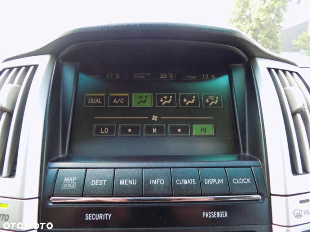 Lexus RX - 15