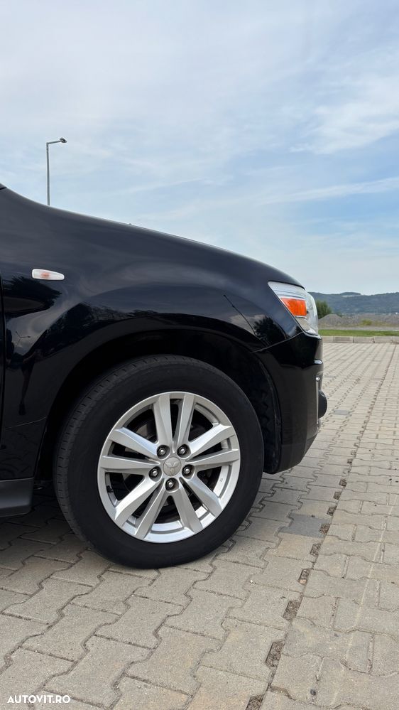 Mitsubishi ASX 1.8 DI-D 4WD Intense - 3