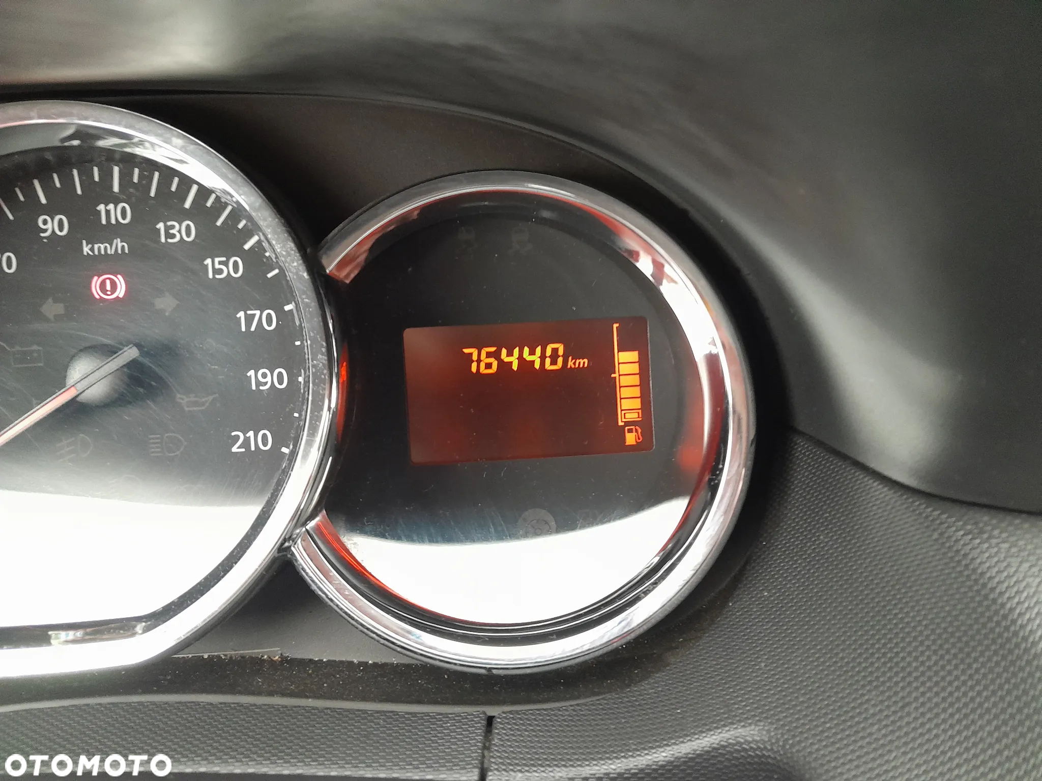 Dacia Duster 1.6 SCe Laureate S&S - 7