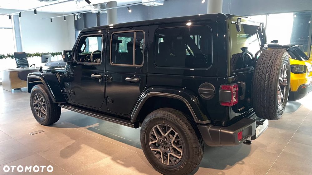 Jeep Wrangler Unlimited GME 2.0 Turbo Sahara - 15