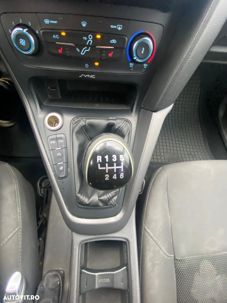 Ford Focus 1.5 TDCi Trend - 17