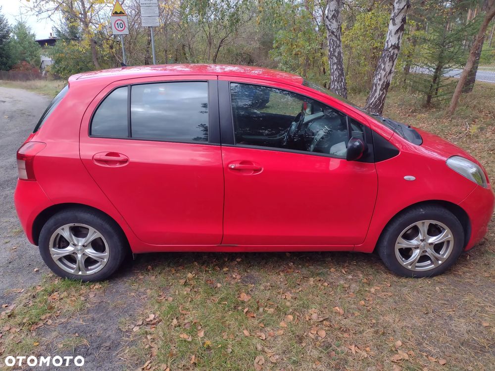Toyota Yaris - 2